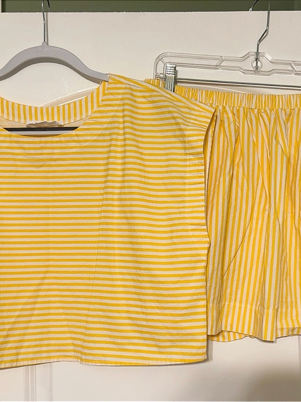 Women’s Yellow and White Striped Skirt Set-Casual Summer Style